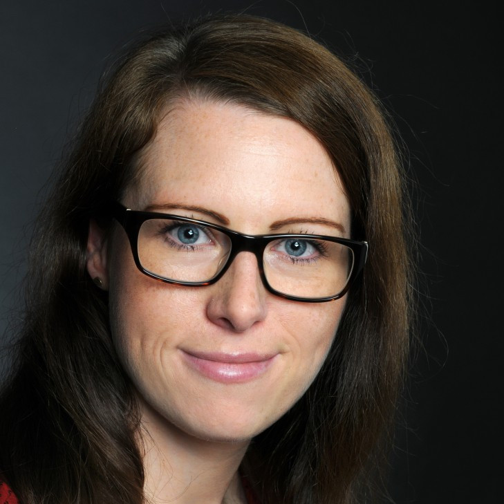 Yvonne-Grau2
